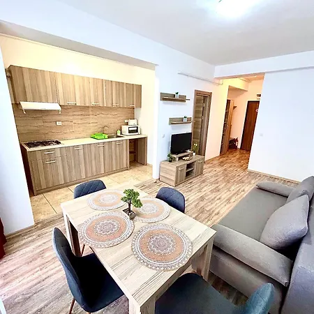 Summerland Seaview Mamaia