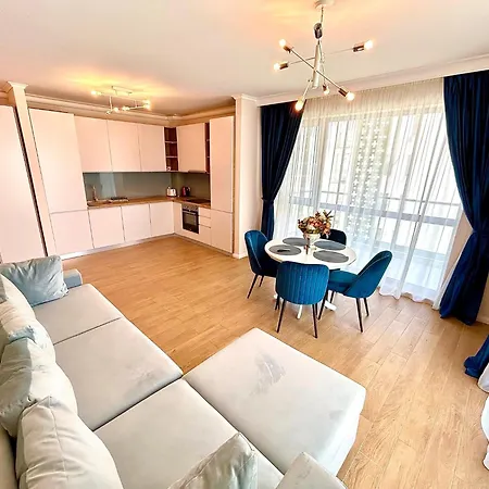 Summerland Seaview Mamaia