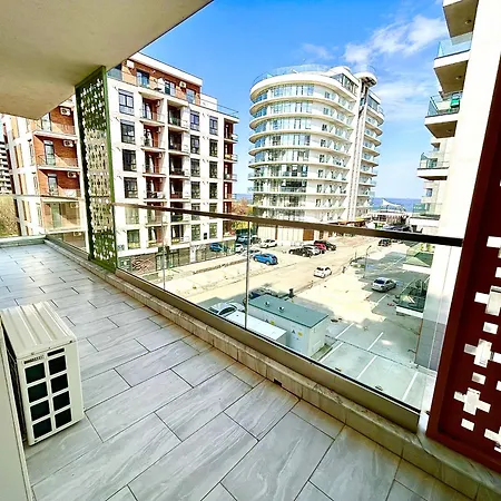 Summerland Seaview Mamaia
