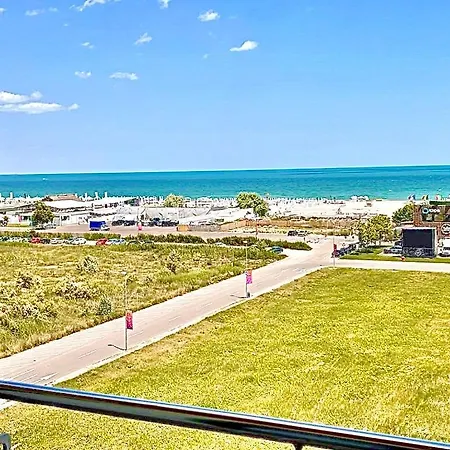 Summerland Seaview Apartment