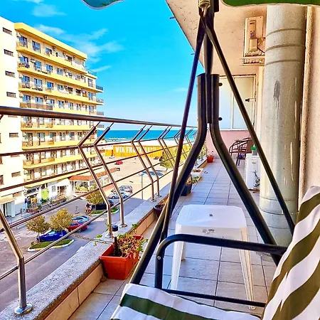 Apartment Summerland Seaview