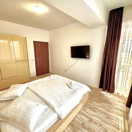 Summerland Seaview * Mamaia