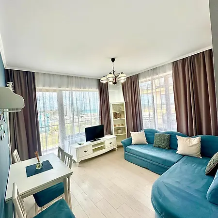 Summerland Seaview *