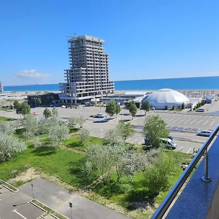 Summerland Seaview * Mamaia