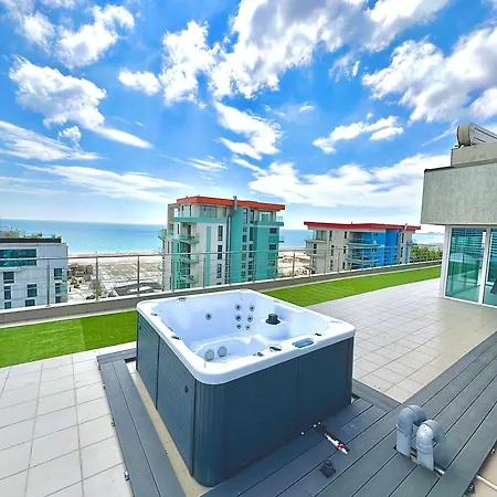 Summerland Seaview * Mamaia