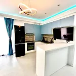 Summerland Seaview Apartamento *