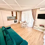 Summerland Seaview Appartamento *
