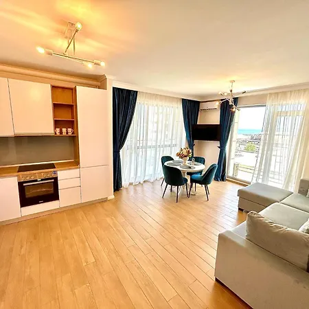 Summerland Seaview ママイア