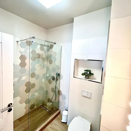 Summerland Seaview アパート