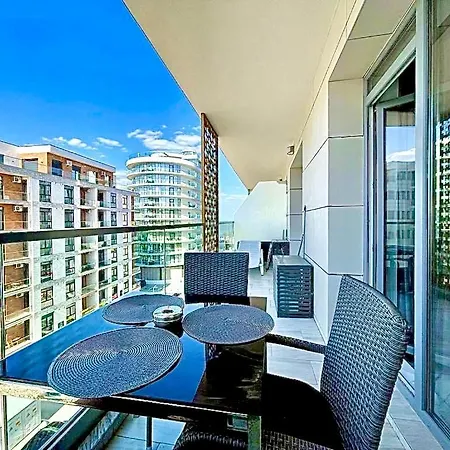 アパート Summerland Seaview *