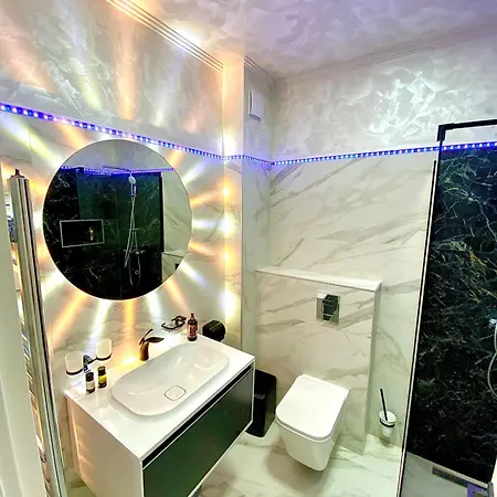 Summerland Seaview ママイア