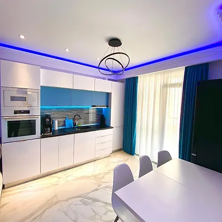 Summerland Seaview ママイア