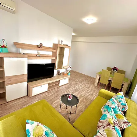 Summerland Seaview アパート